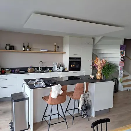 Ruime Woning Aan Het Water Met Jacuzzi In * Αλκμάαρ
