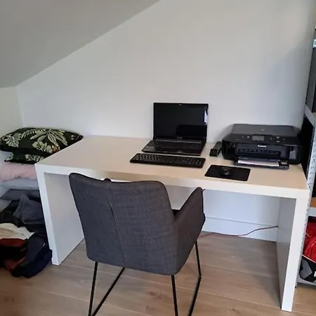 Ruime Woning Aan Het Water Met Jacuzzi In Nyaraló *